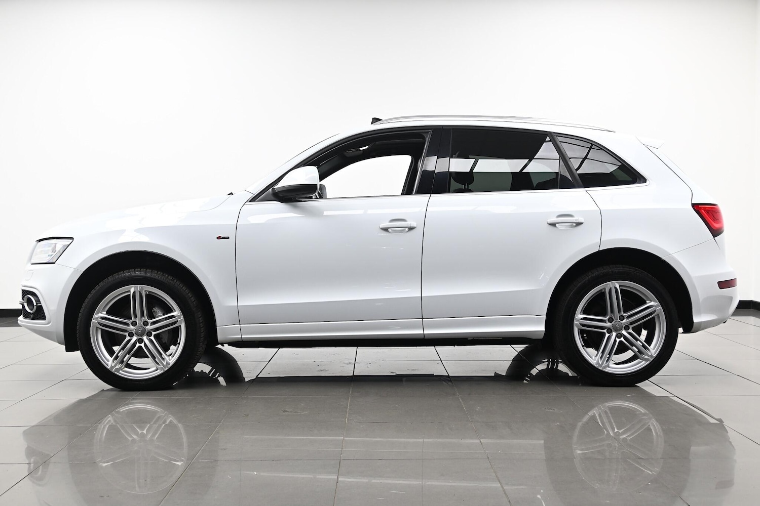 Used Audi Q5 2013 for sale - 76538060: Photo 5