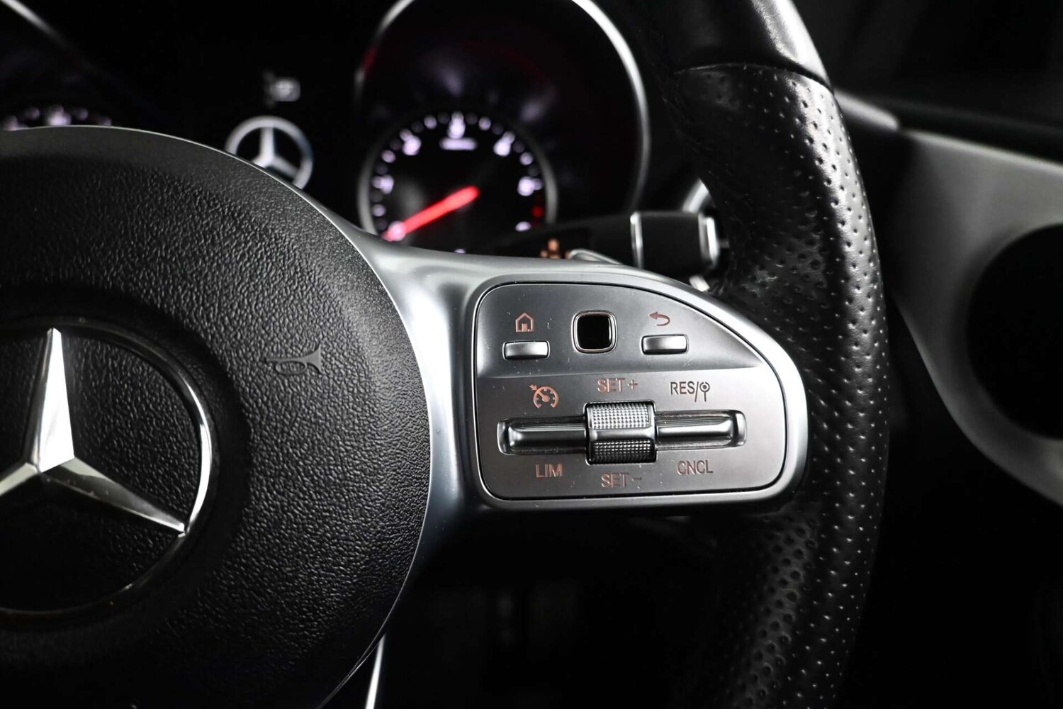 Used Mercedes-Benz C Class 2019 for sale - 77729050: Photo 20