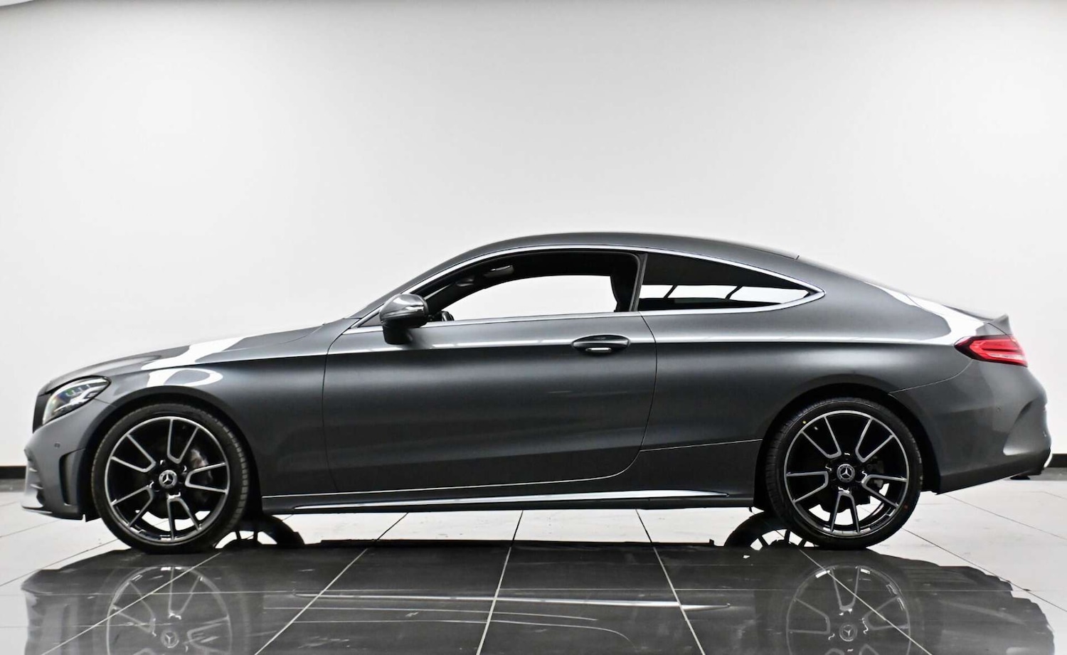 Used Mercedes-Benz C Class 2019 for sale - 77729050: Photo 5