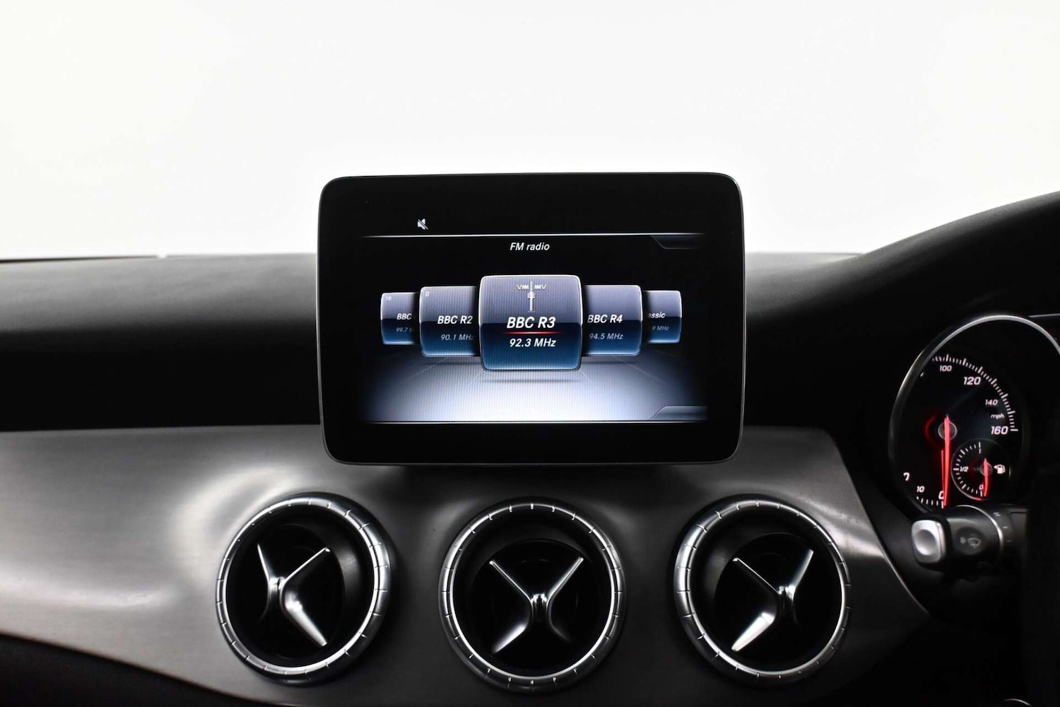 Used Mercedes-Benz CLA 2018 for sale - 77729062: Photo 16