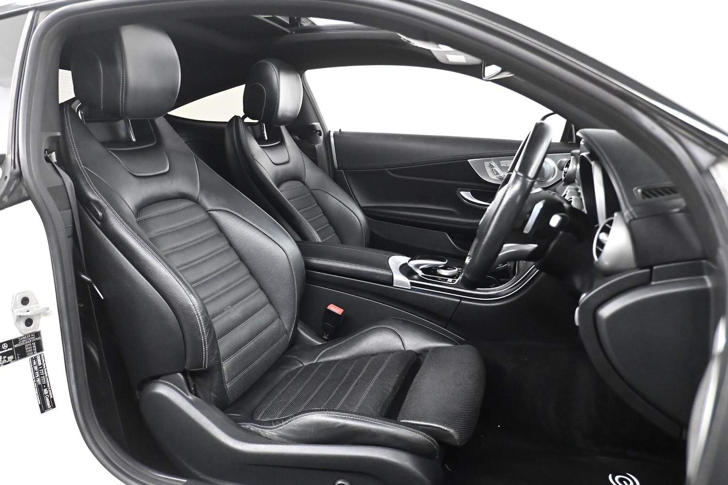 Used Mercedes-Benz C Class 2015 for sale - 77683127: Photo 13