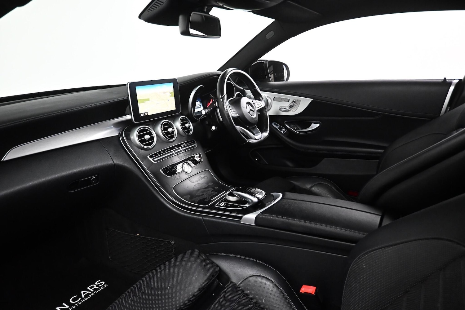 Used Mercedes-Benz C Class 2015 for sale - 77683127: Photo 24