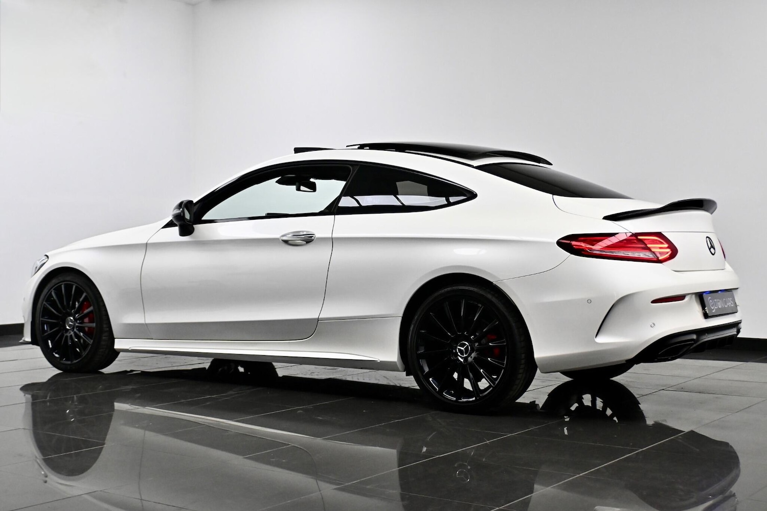 Used Mercedes-Benz C Class 2015 for sale - 77683127: Photo 25