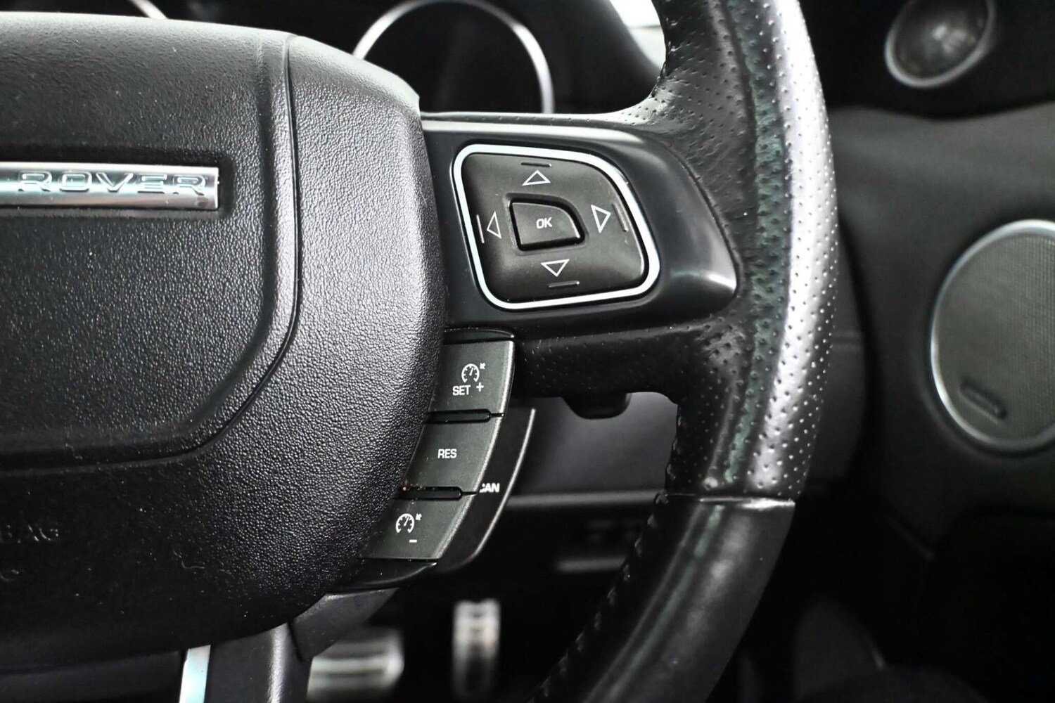 Used Land Rover Range Rover Evoque 2018 for sale - 77729073: Photo 11