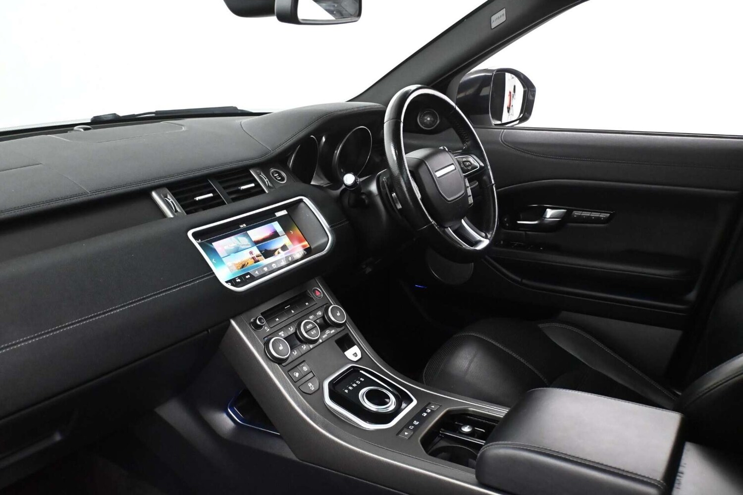 Used Land Rover Range Rover Evoque 2018 for sale - 77729073: Photo 32