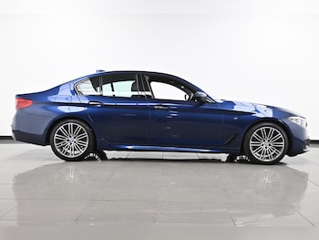 Used BMW 5 Series 2018 for sale - 76012126: Photo