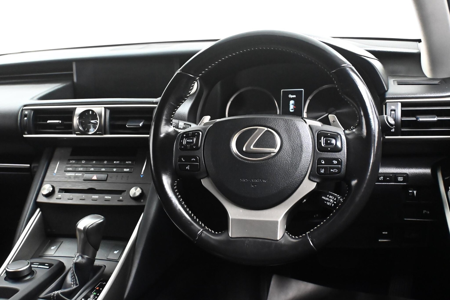 Used Lexus IS 2019 for sale - 76801257: Photo 30