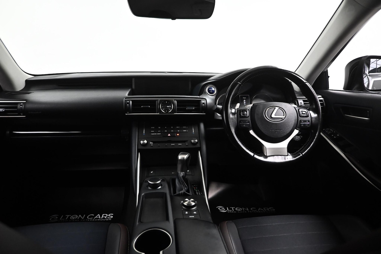 Used Lexus IS 2019 for sale - 76801257: Photo 31