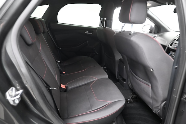 Used Ford Focus 2017 for sale - 76294886: Photo 11