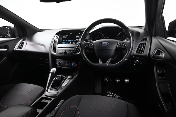 Used Ford Focus 2017 for sale - 76294886: Photo 12
