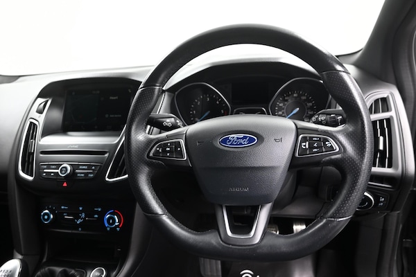 Used Ford Focus 2017 for sale - 76294886: Photo 14