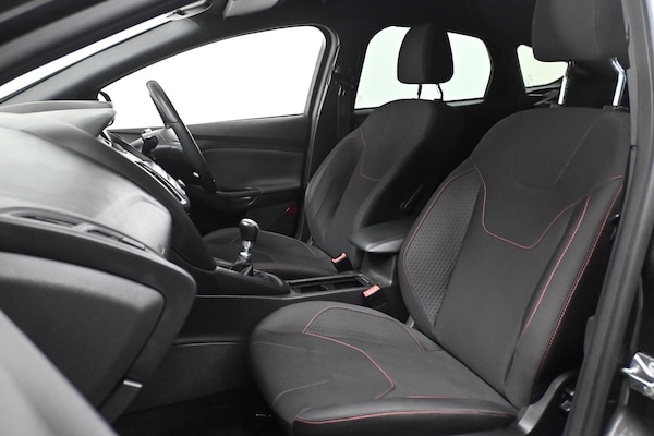 Used Ford Focus 2017 for sale - 76294886: Photo 26