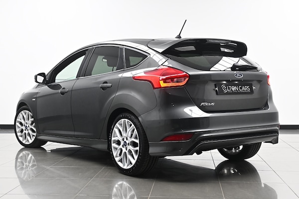 Used Ford Focus 2017 for sale - 76294886: Photo 8