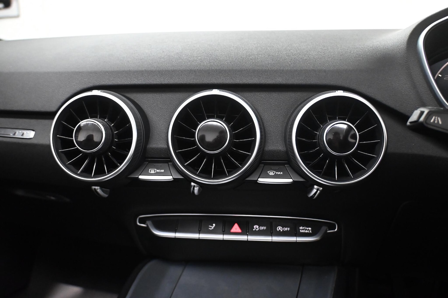 Used Audi TT 2016 for sale - 76936283: Photo 26