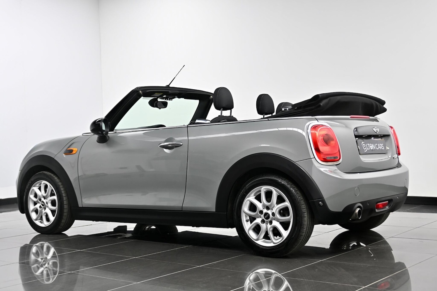 Used MINI Convertible 2017 for sale - 77970600: Photo 14