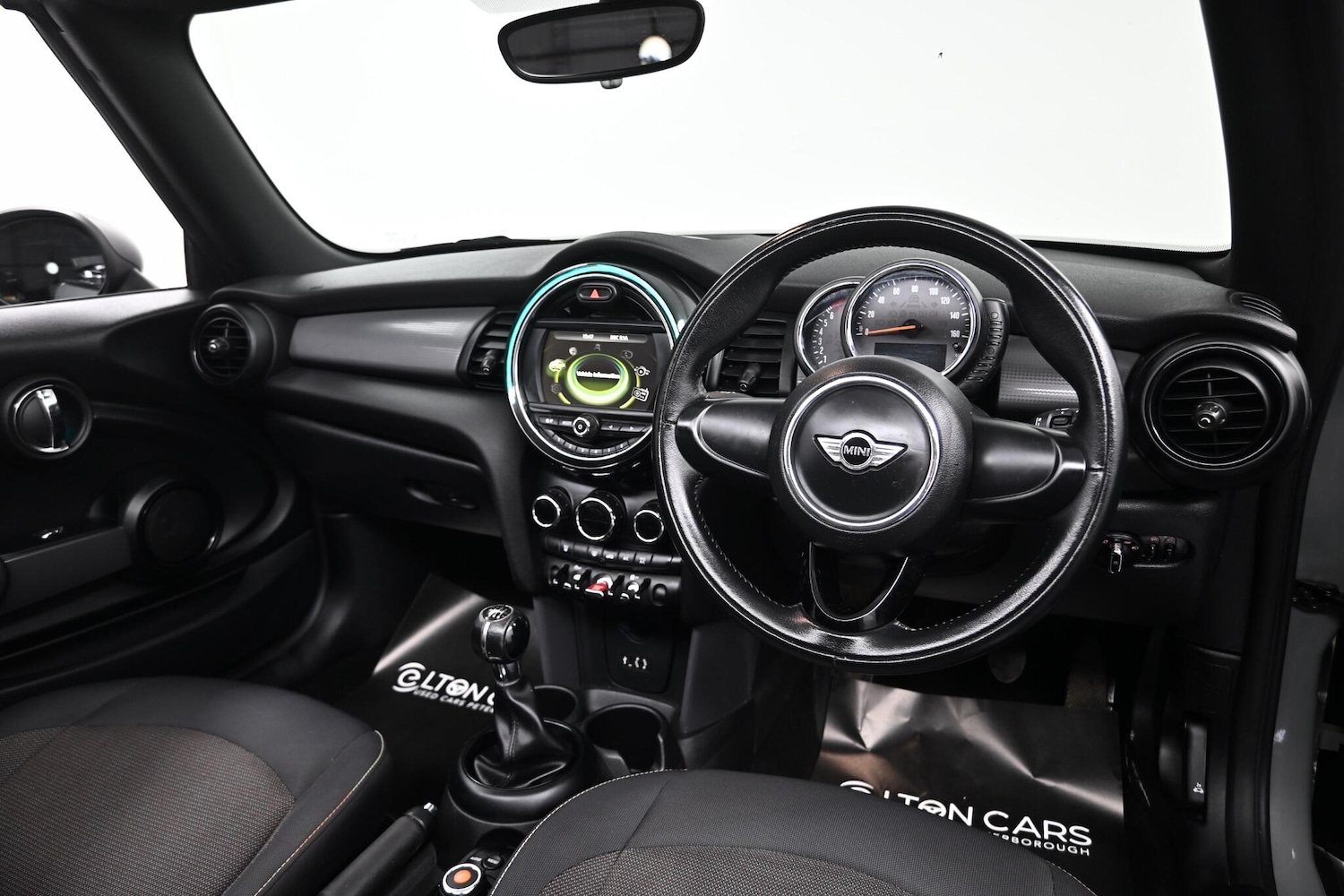 Used MINI Convertible 2017 for sale - 77970600: Photo 22