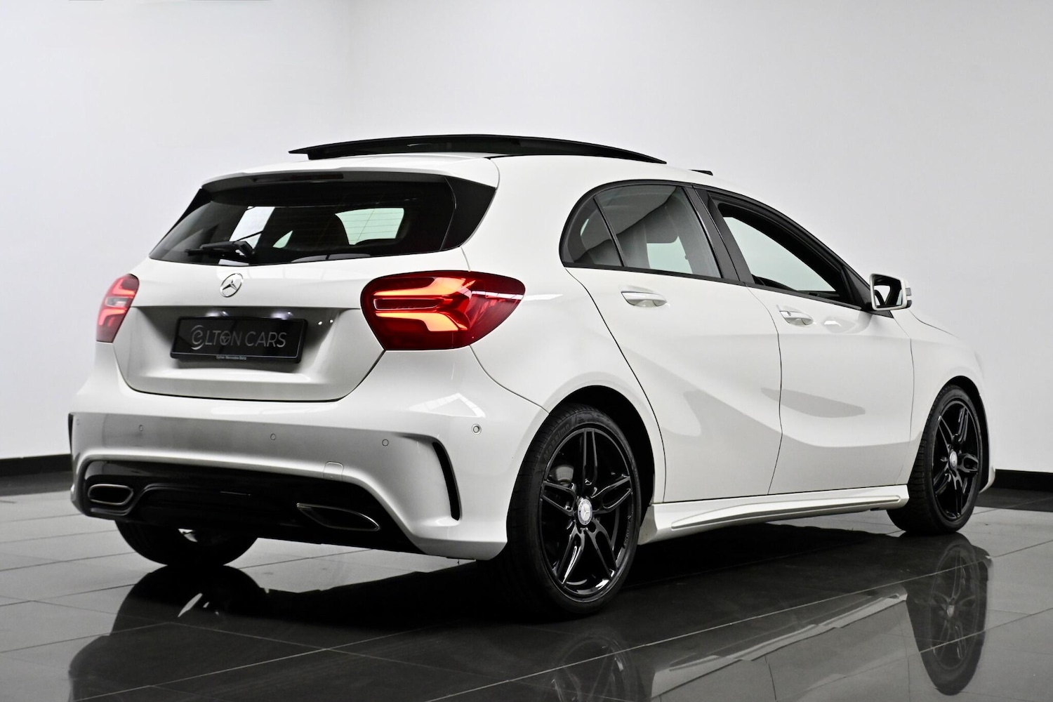 Used Mercedes-Benz A-Class 2016 for sale - 77550455: Photo 11