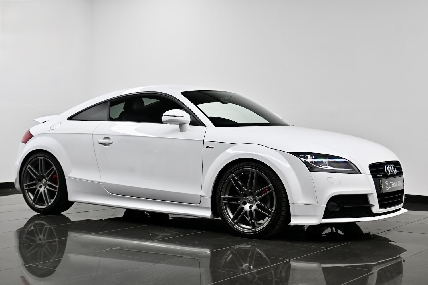 Used Audi TT 2012 for sale - 77479036: Photo 4