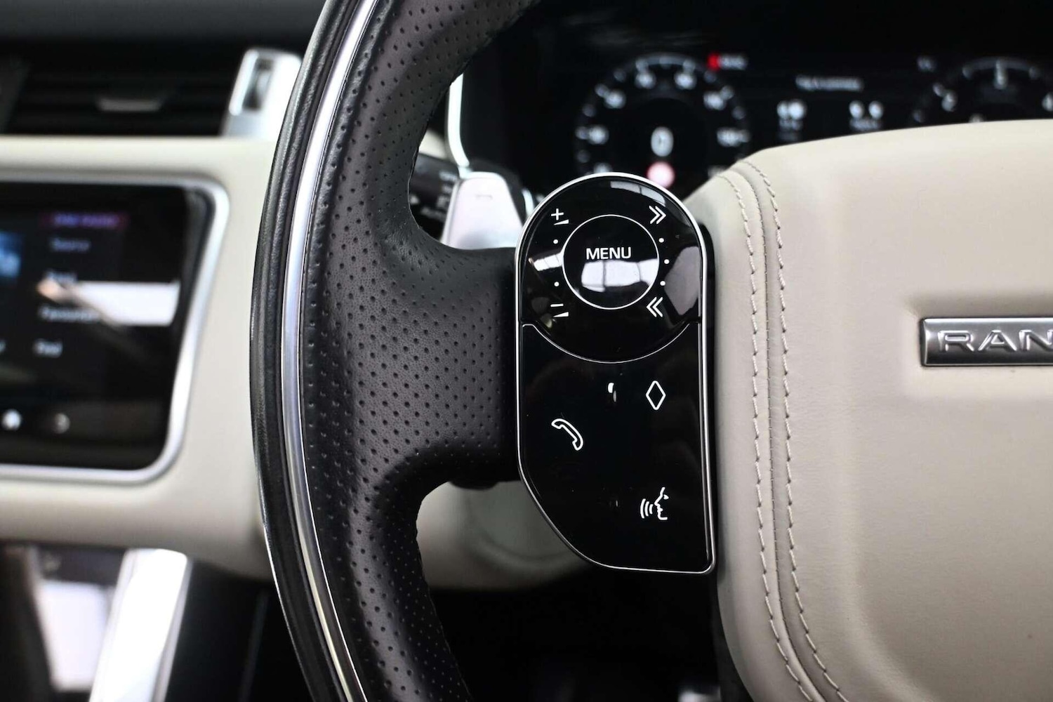 Used Land Rover Range Rover Sport 2018 for sale - 77774471: Photo 24