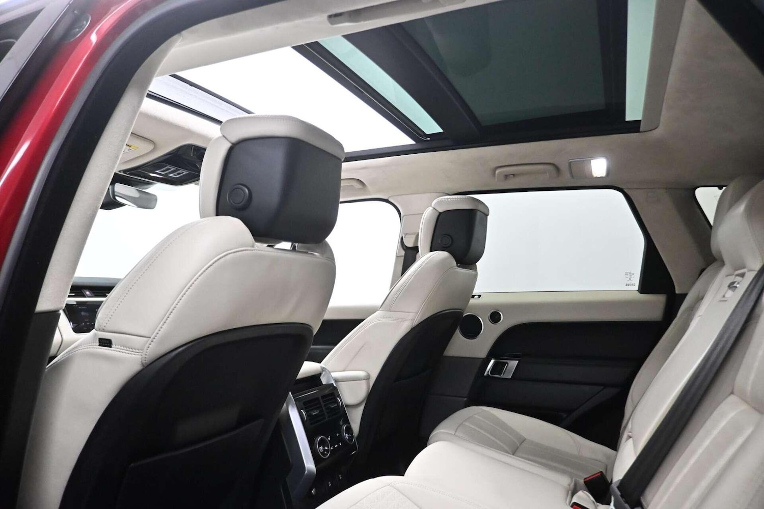 Used Land Rover Range Rover Sport 2018 for sale - 77774471: Photo 26