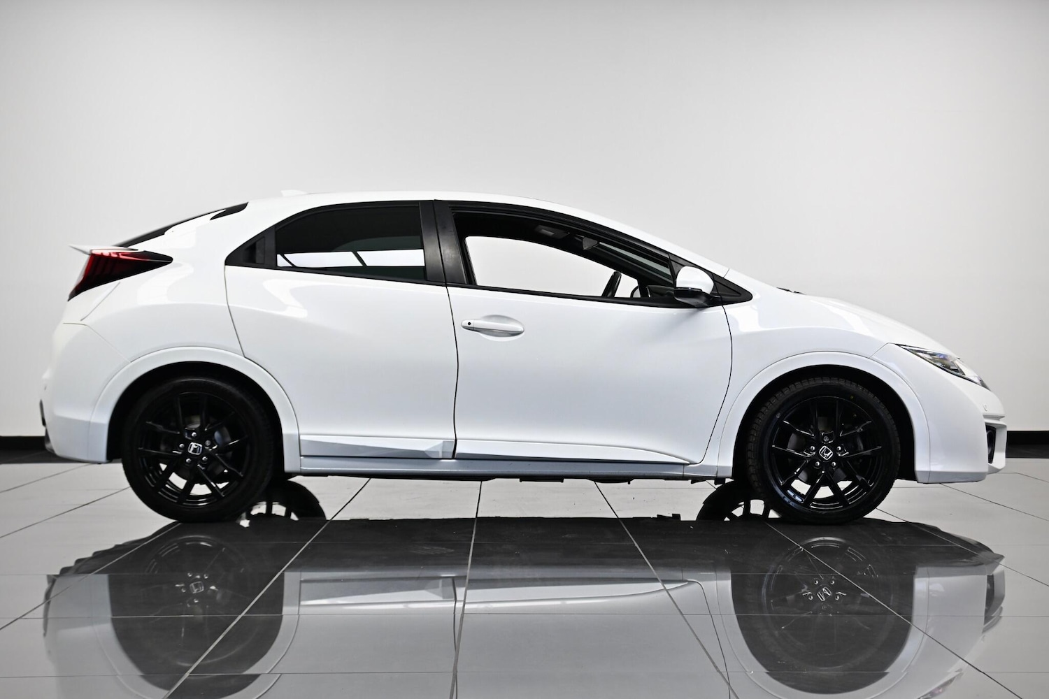 Used Honda Civic 2016 for sale - 77091514: Photo 4