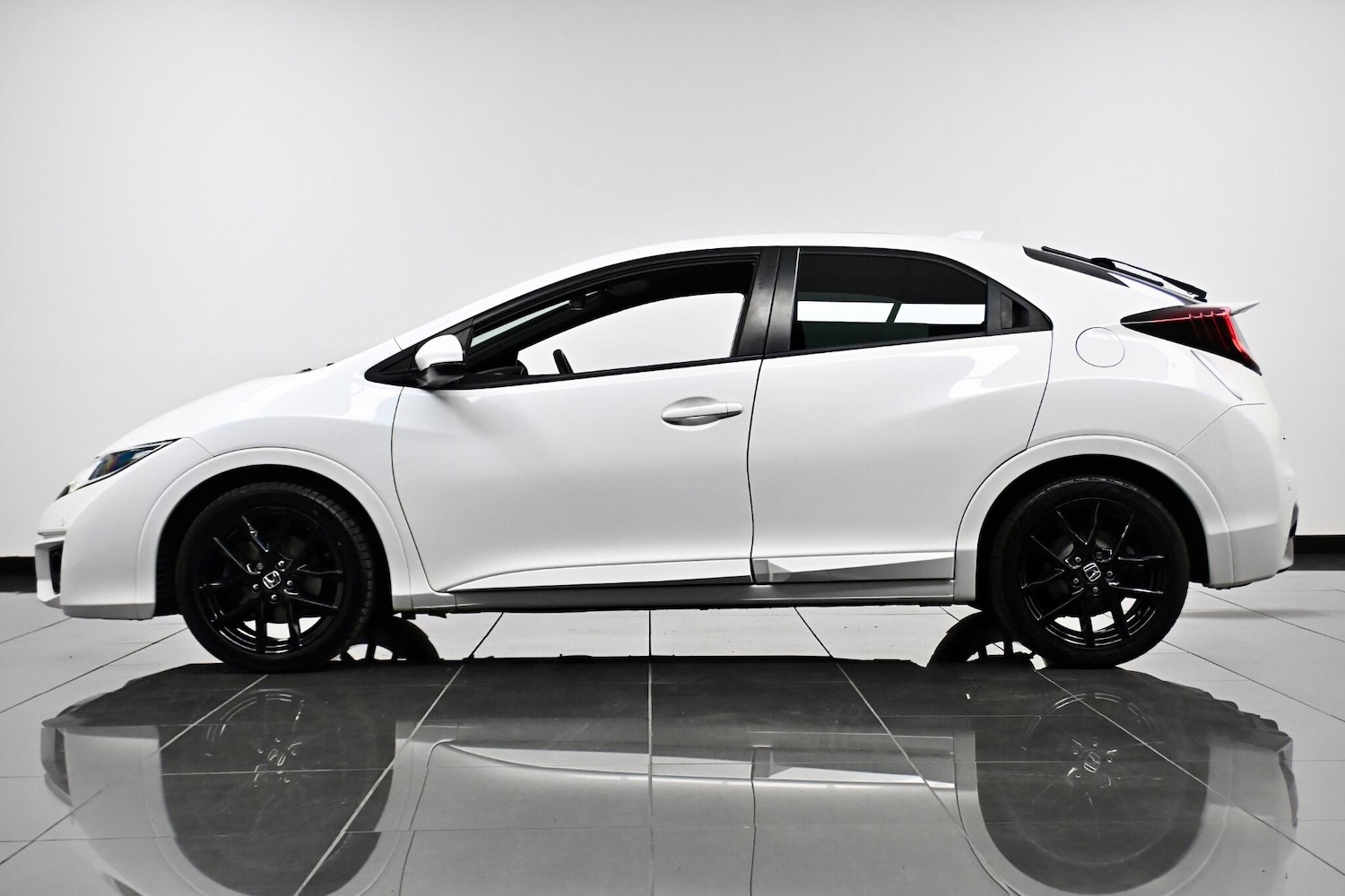 Used Honda Civic 2016 for sale - 77091514: Photo 5