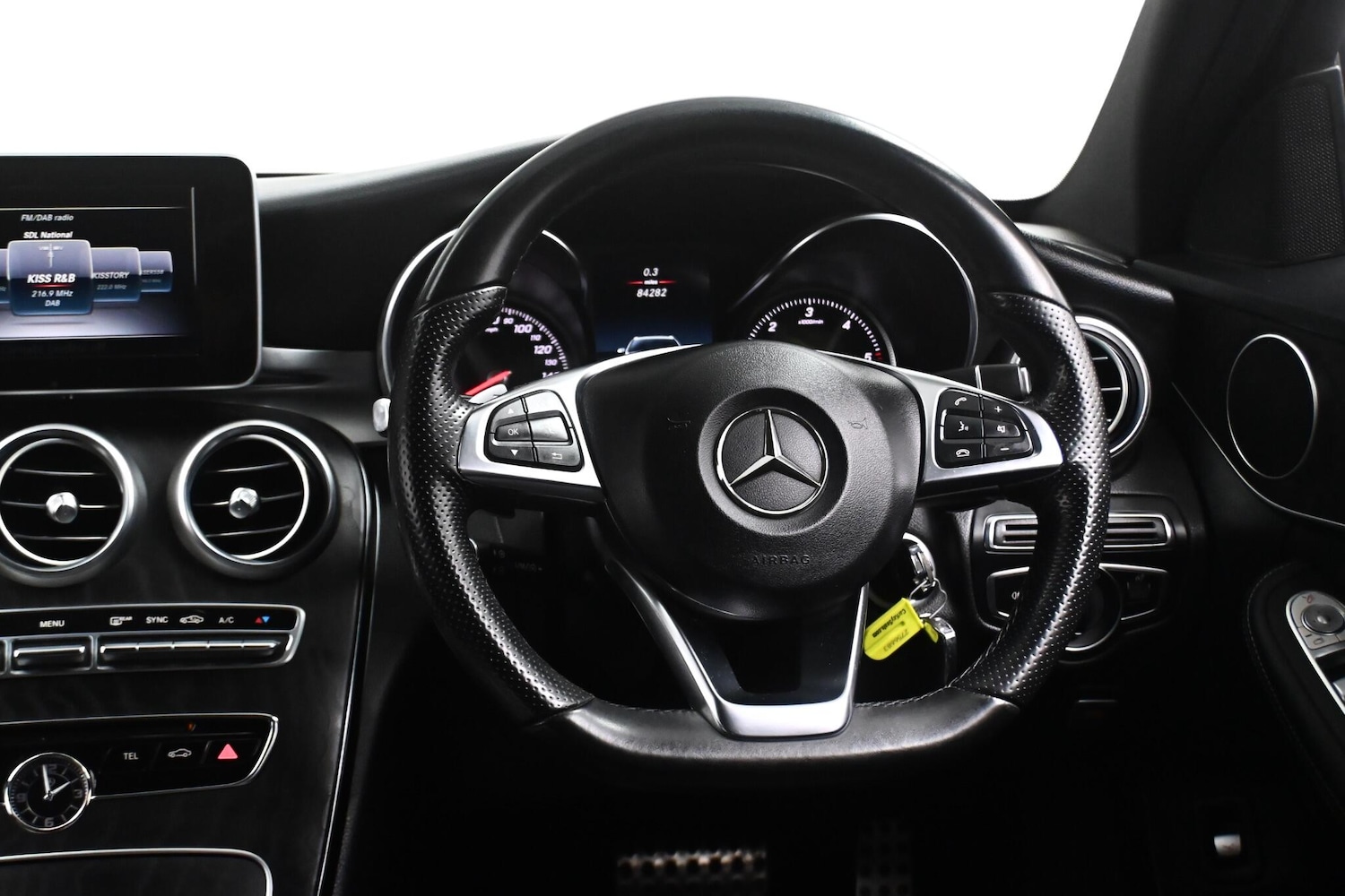 Used Mercedes-Benz C Class 2018 for sale - 76865737: Photo 13