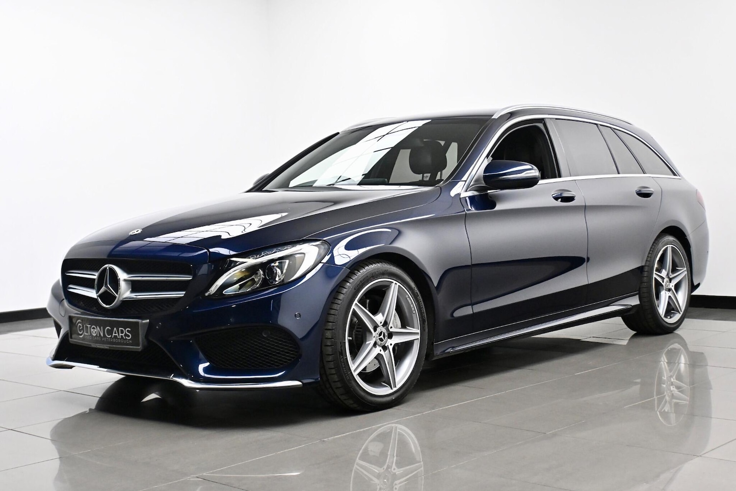 Used Mercedes-Benz C Class 2018 for sale - 76865737: Photo 8