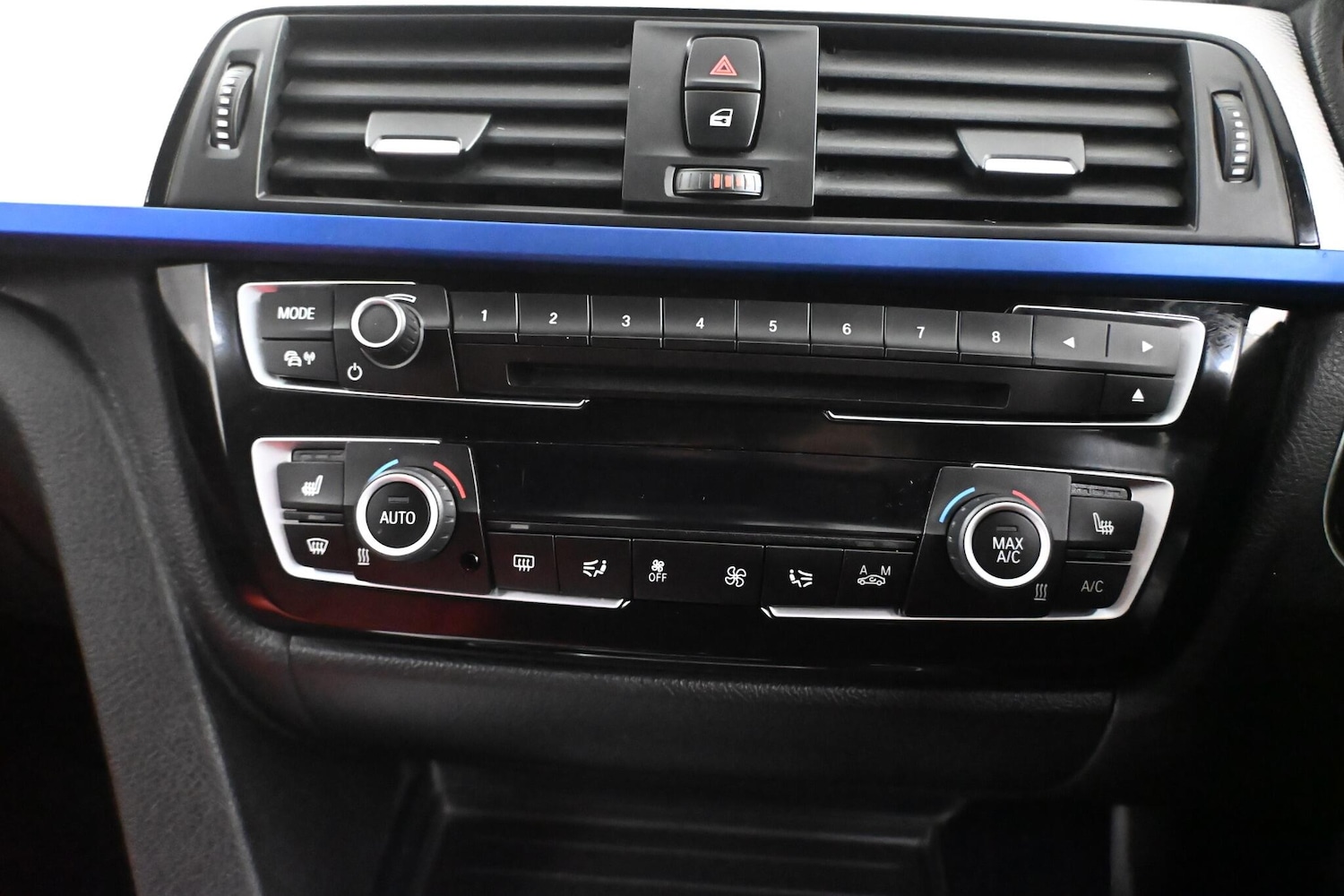 Used BMW 3 Series 2018 for sale - 77455627: Photo 24