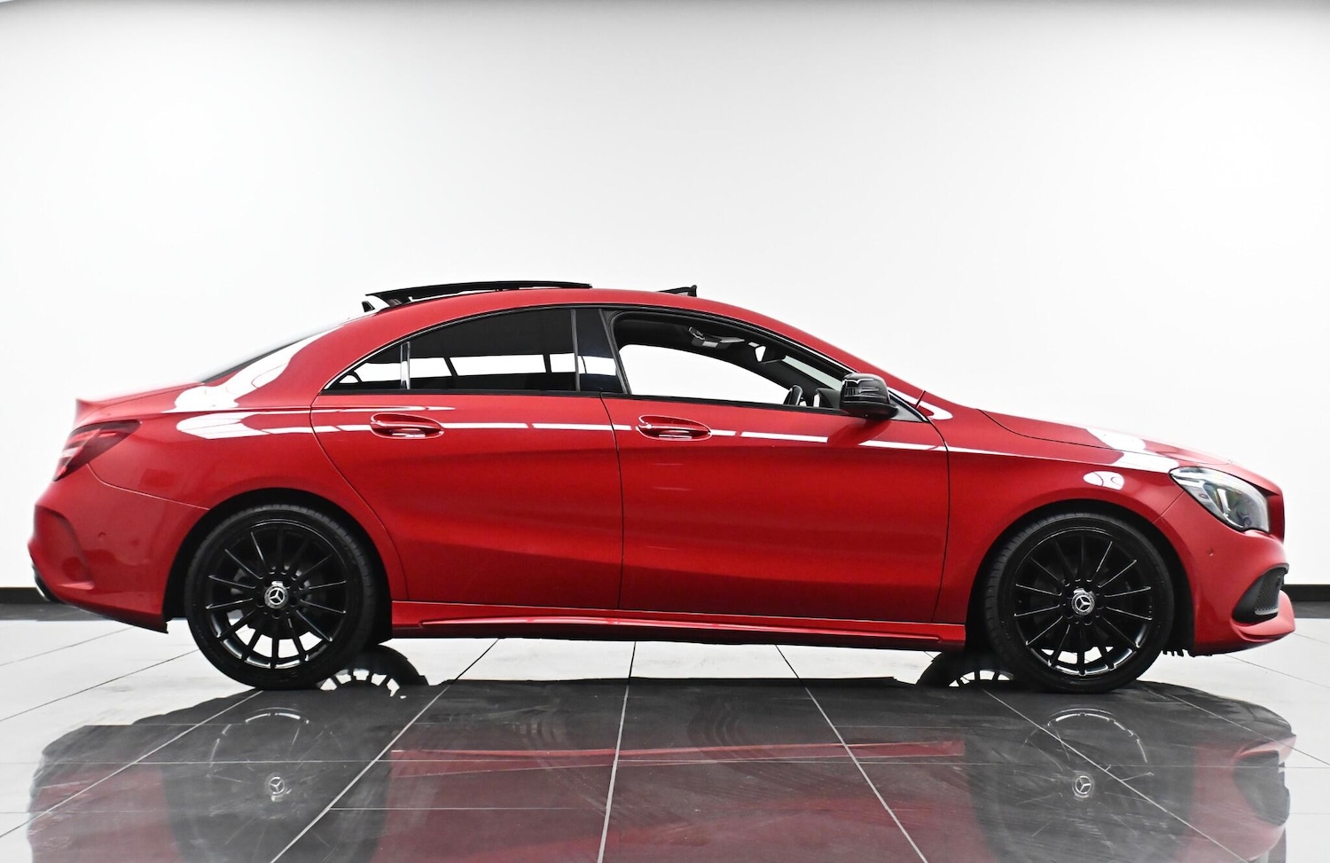 Used Mercedes-Benz CLA 2018 for sale - 77162728: Photo 4