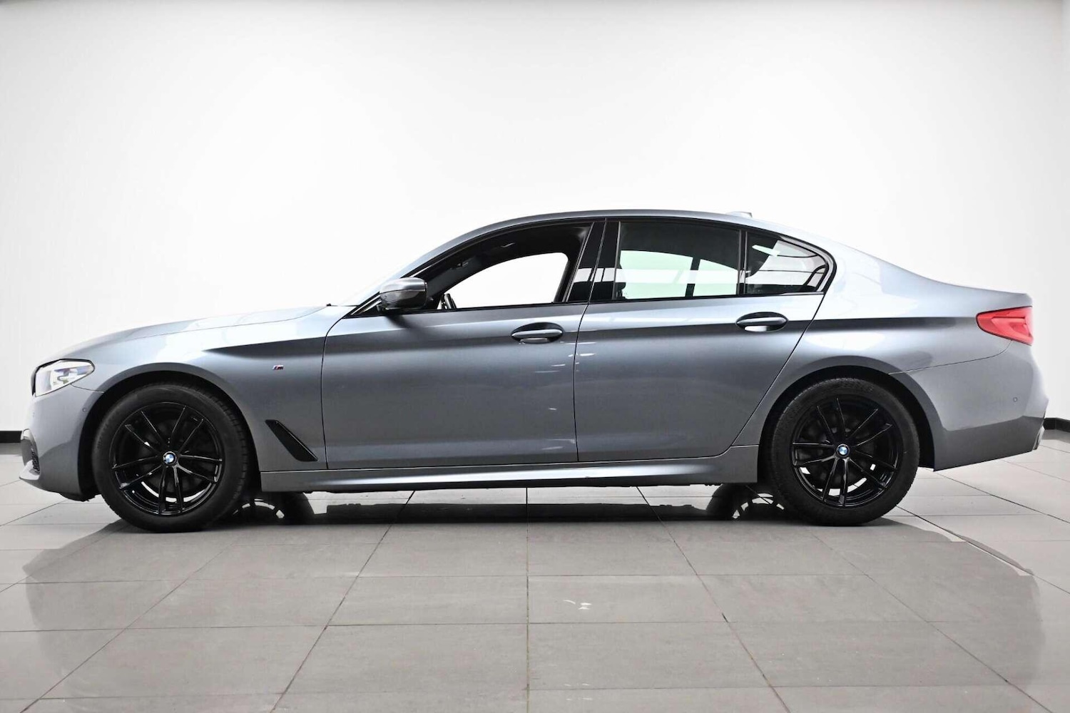 Used BMW 5 Series 2018 for sale - 77774422: Photo 5