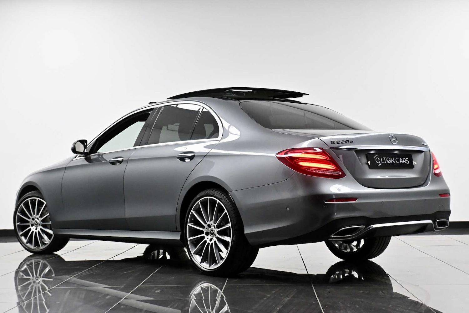 Used Mercedes-Benz E Class 2018 for sale - 77774454: Photo 9