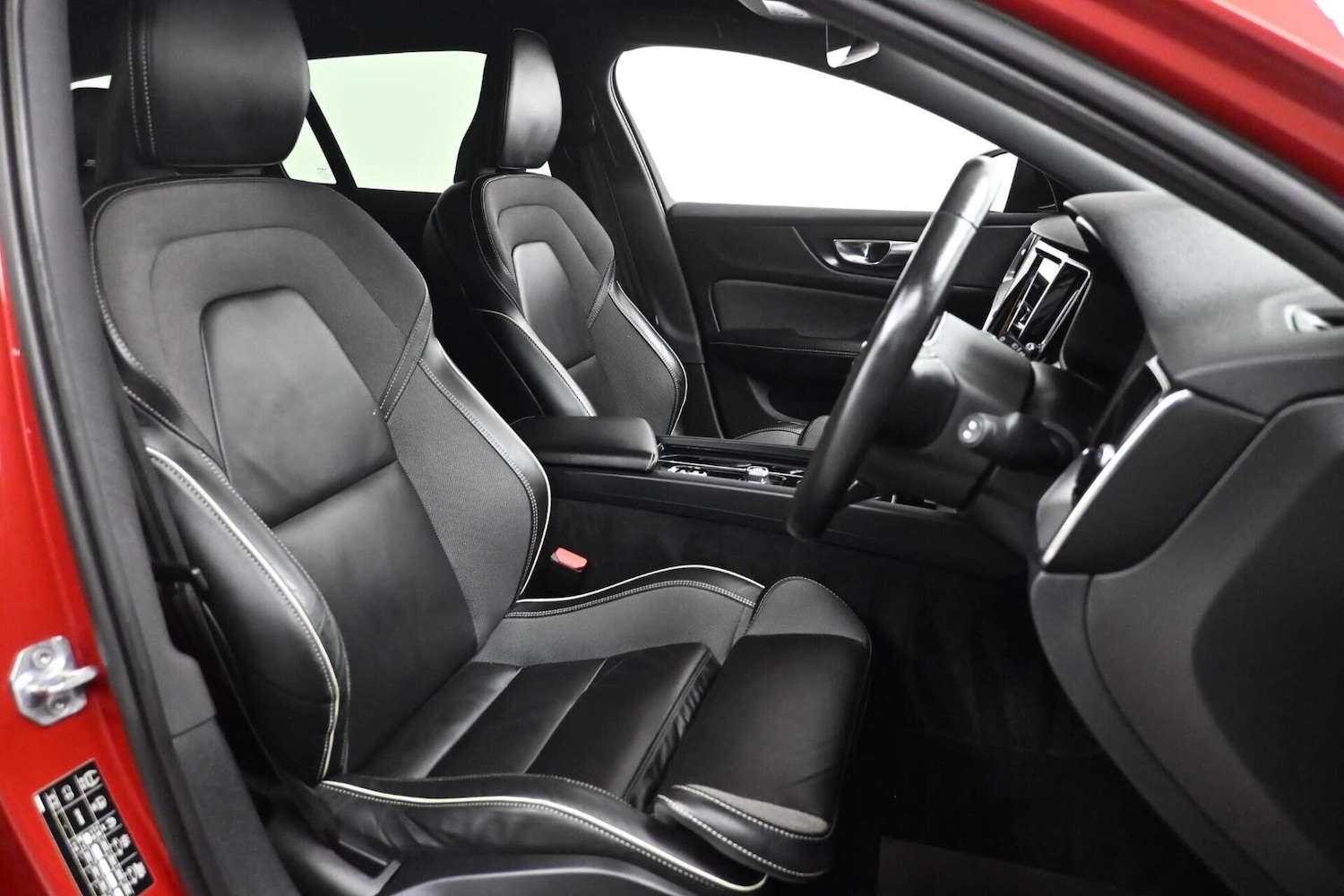 Used Volvo V60 2021 for sale - 77774431: Photo 13