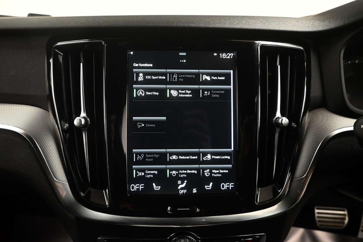 Used Volvo V60 2021 for sale - 77774431: Photo 32