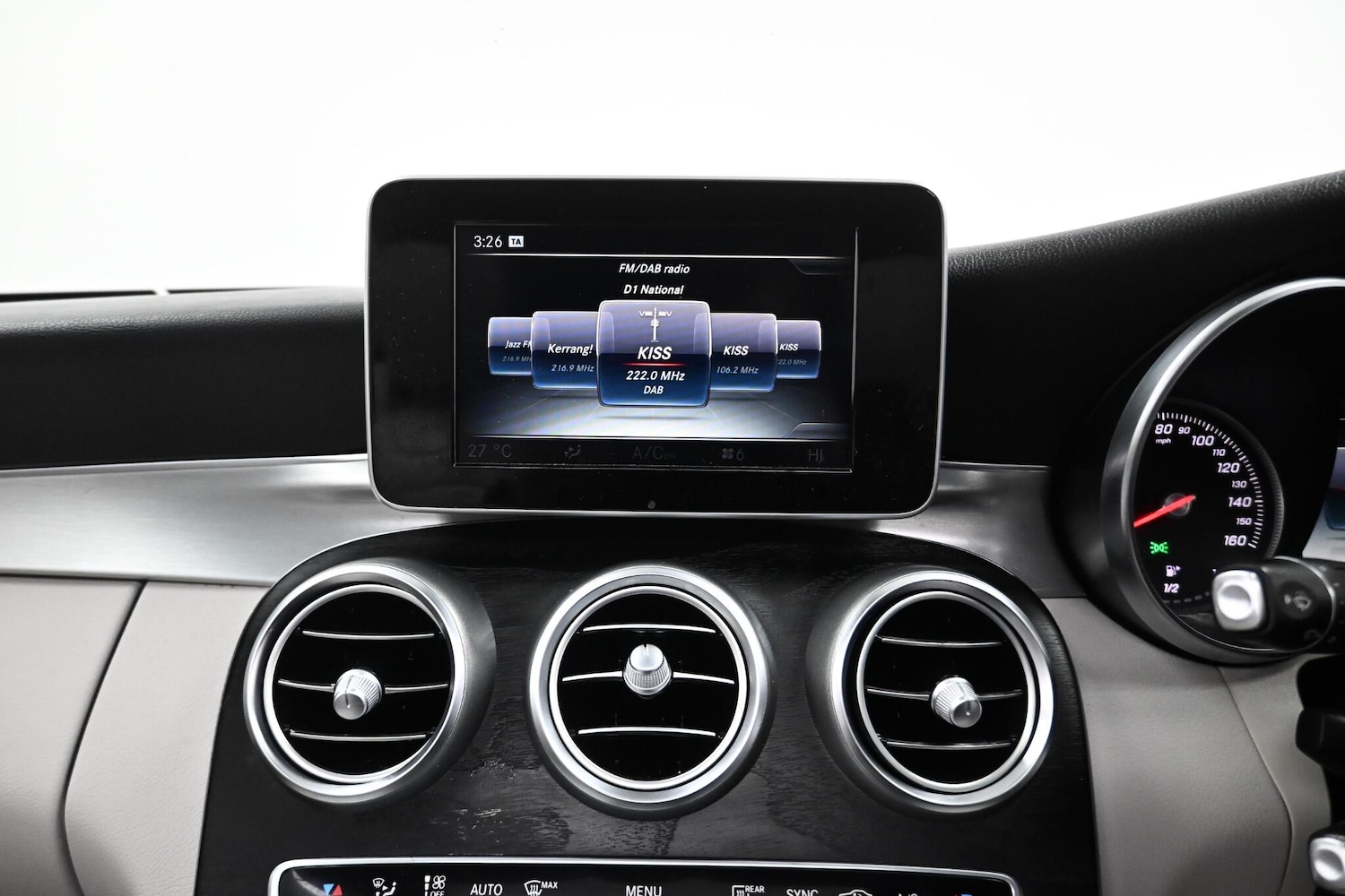 Used Mercedes-Benz C Class 2016 for sale - 76952296: Photo 24