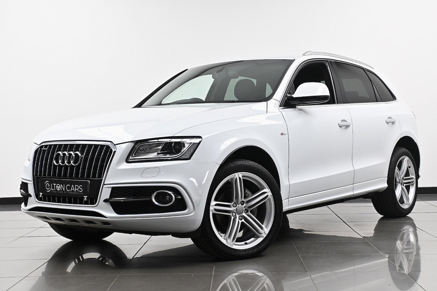 Used Audi Q5 2016 for sale - 76012318: Photo 2
