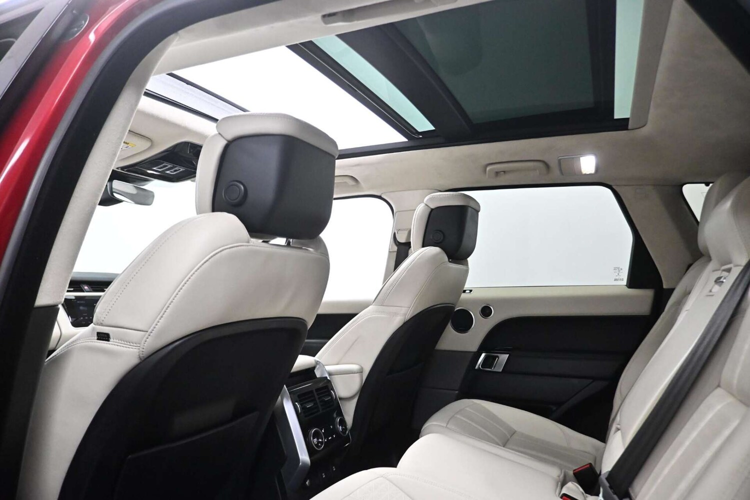 Used Land Rover Range Rover Sport 2018 for sale - 77729072: Photo 26