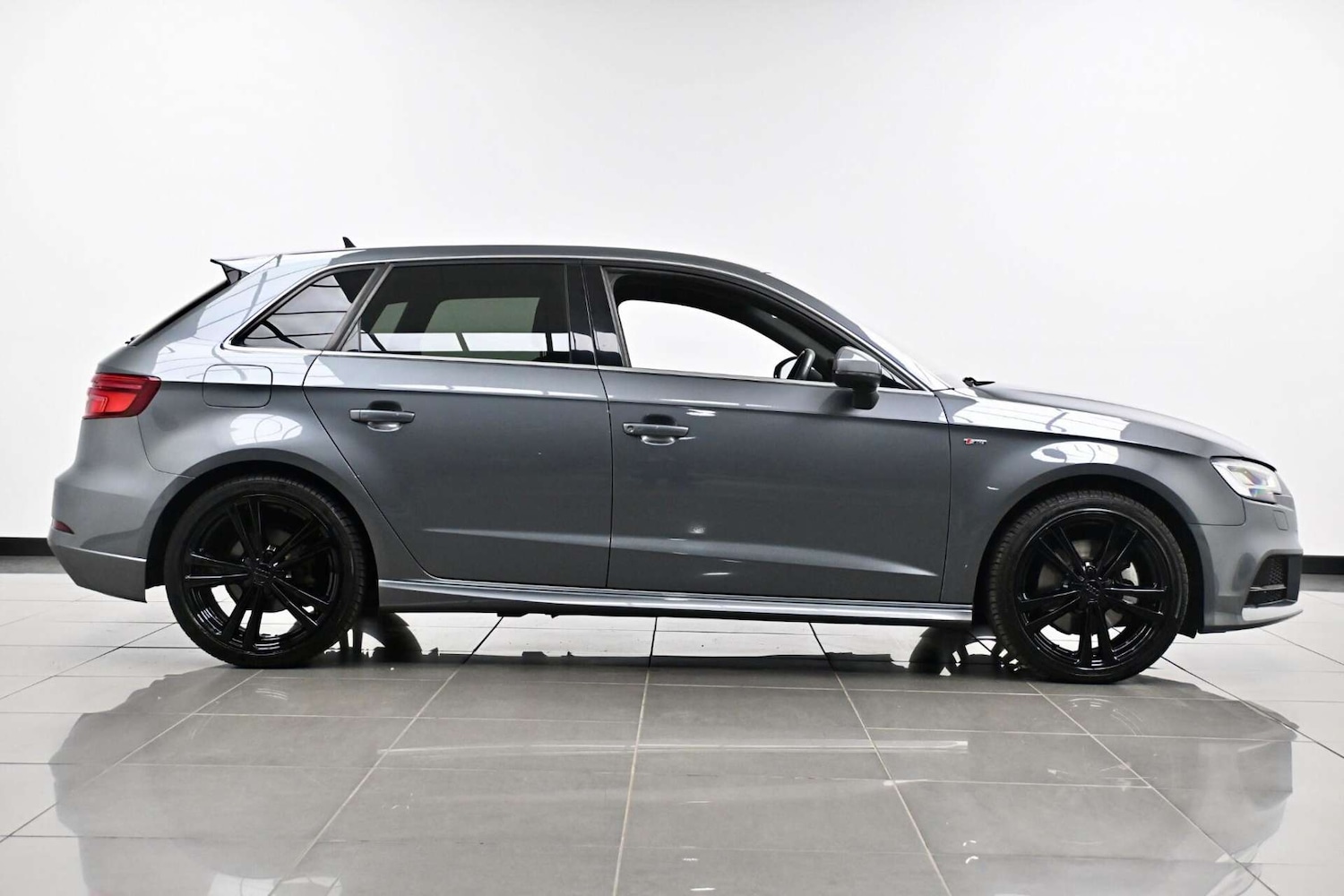 Used Audi A3 2019 for sale - 77729084: Photo 4