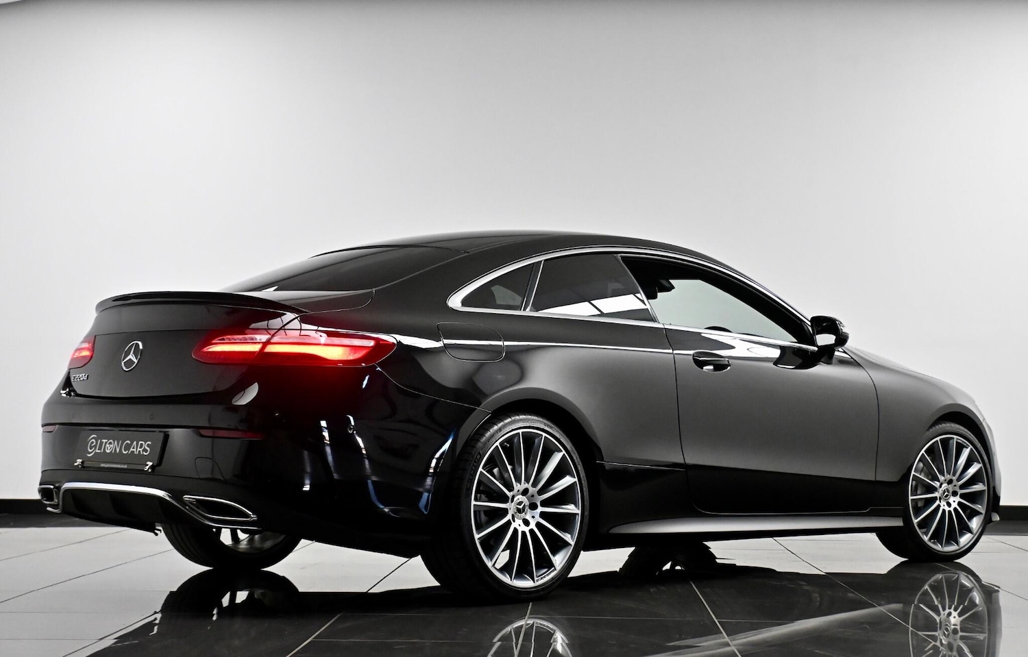 Used Mercedes-Benz E Class for sale - 77957922: Photo 11