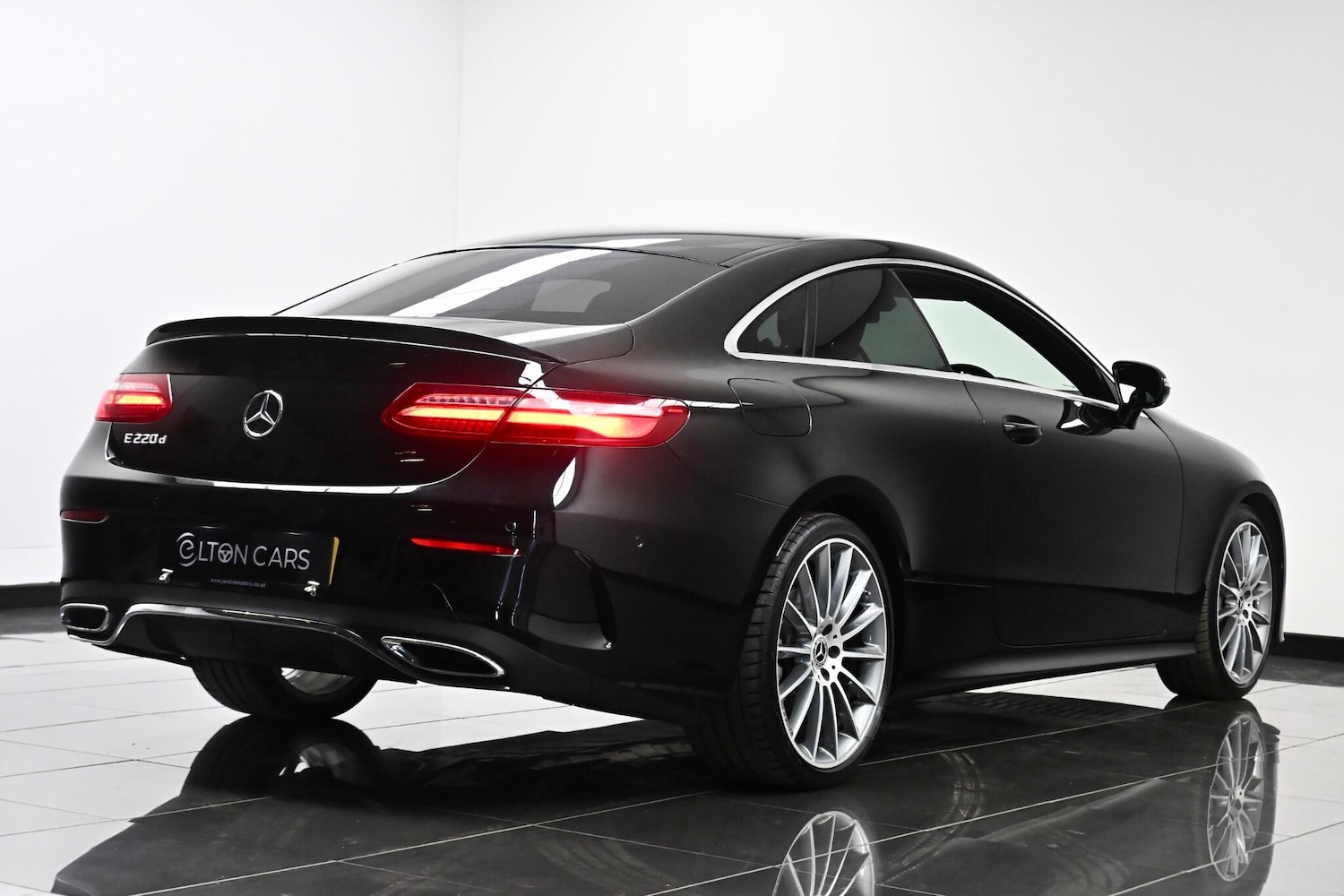 Used Mercedes-Benz E Class for sale - 77957922: Photo 12