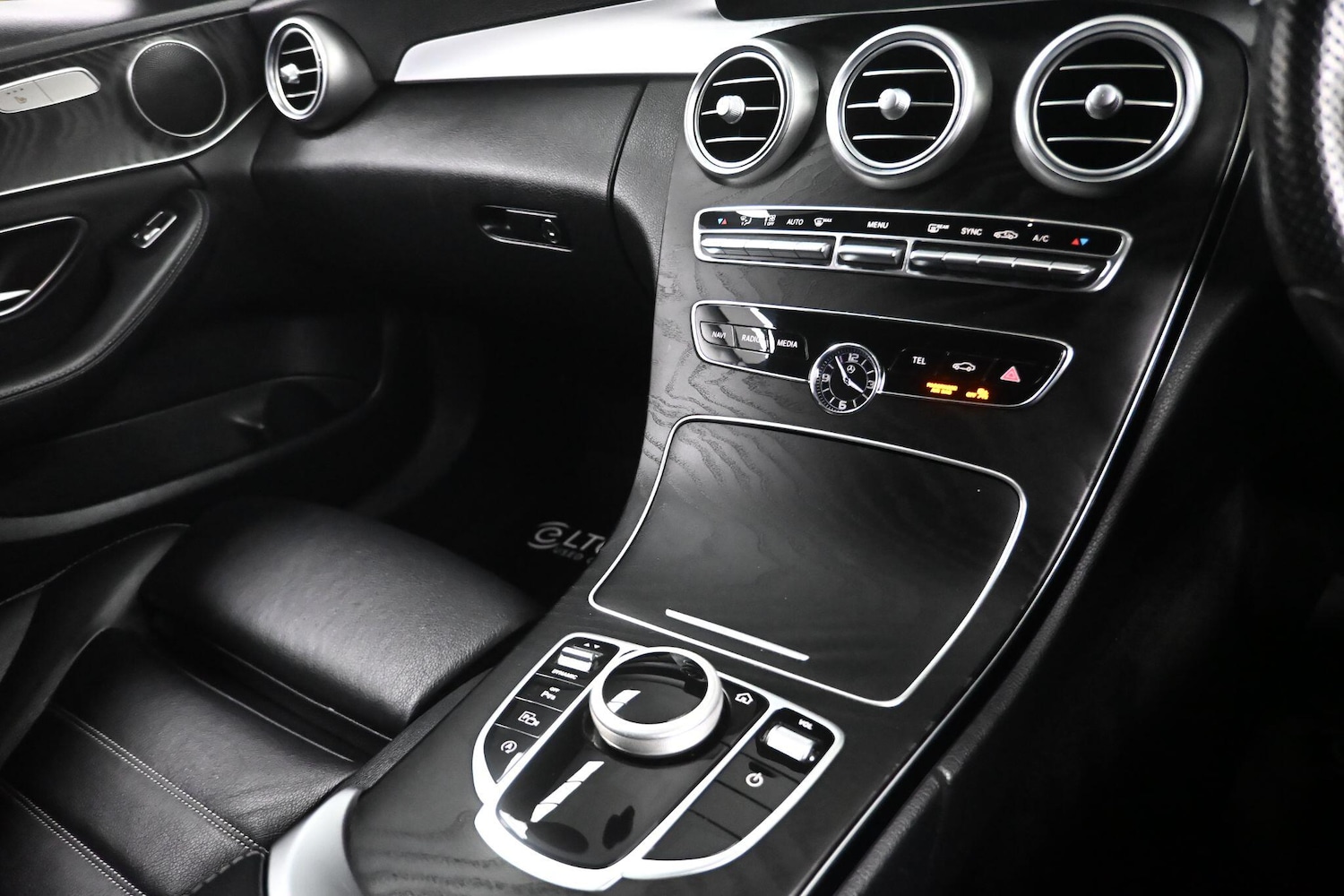 Used Mercedes-Benz C Class 2020 for sale - 77175520: Photo 25