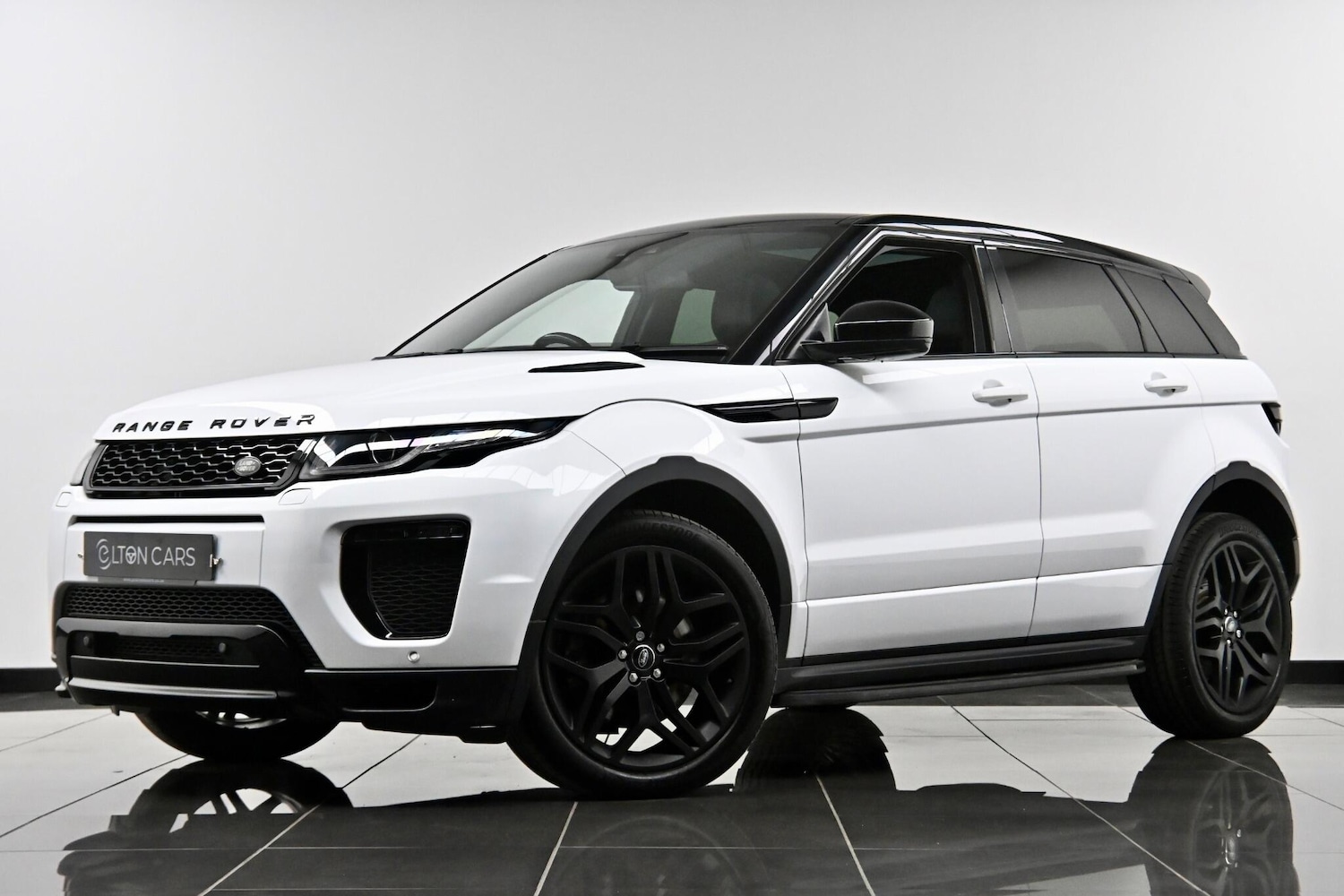 Used Land Rover Range Rover Evoque 2018 for sale - 77612838: Photo 2