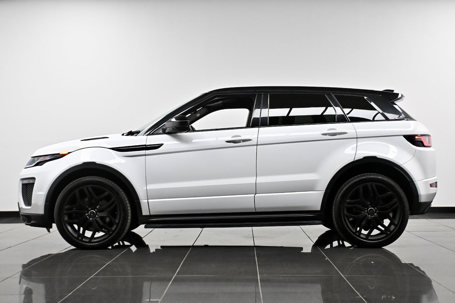 Used Land Rover Range Rover Evoque 2018 for sale - 77612838: Photo 5