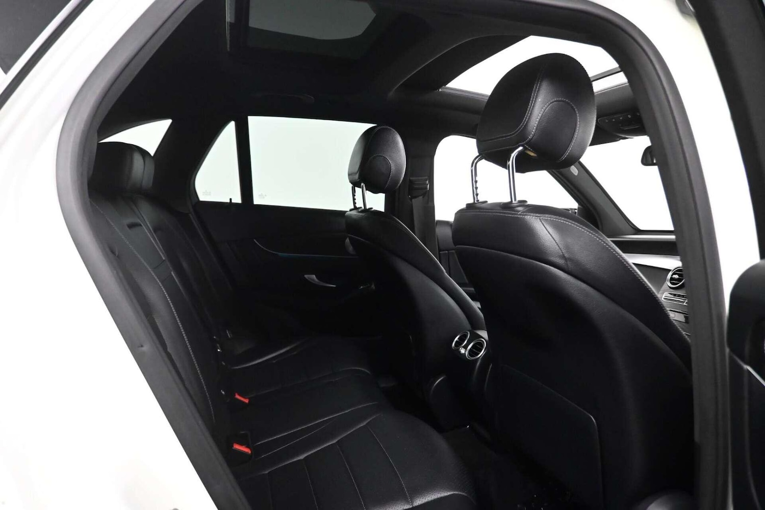 Used Mercedes-Benz GLC 2019 for sale - 77774468: Photo 19