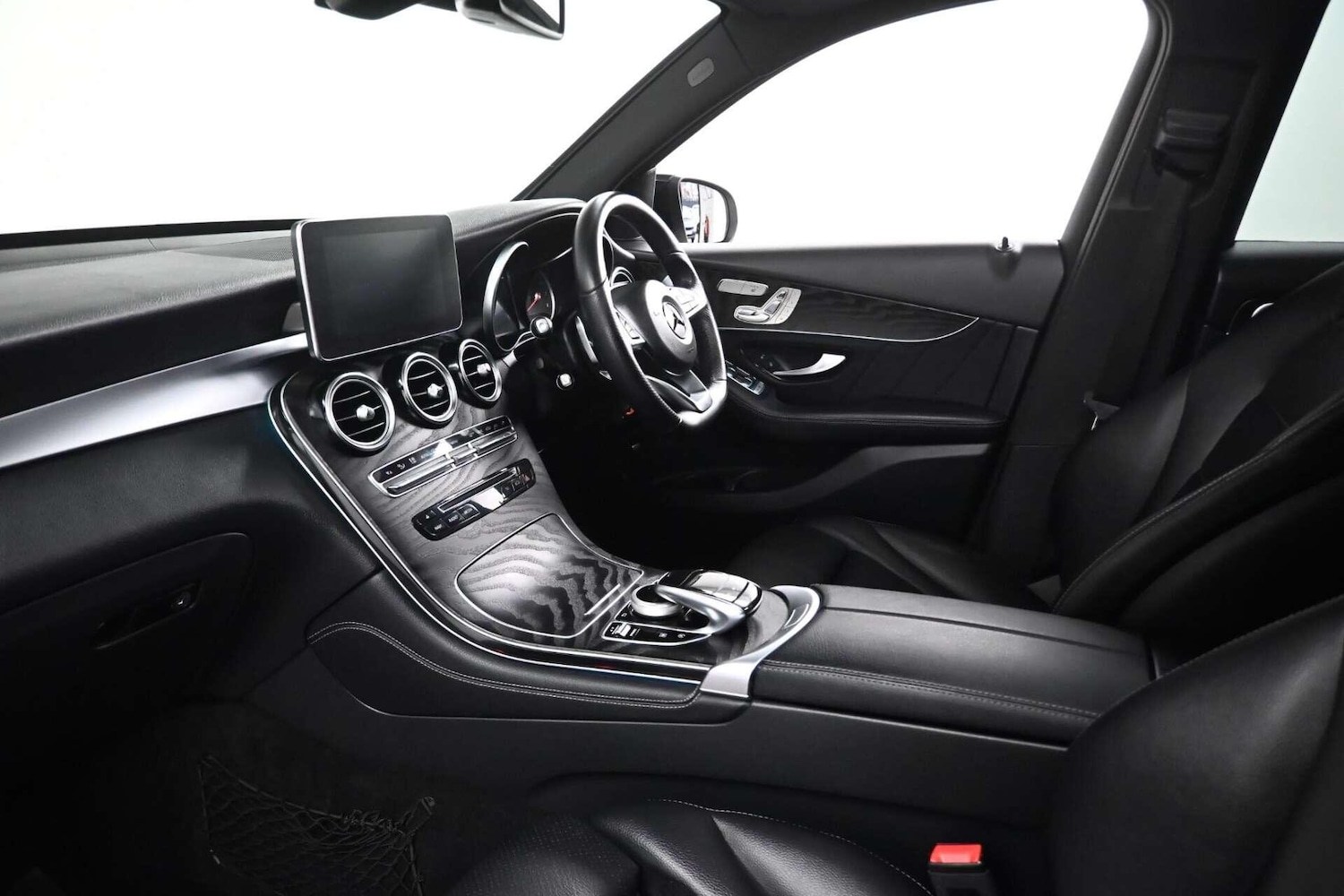 Used Mercedes-Benz GLC 2019 for sale - 77774468: Photo 21