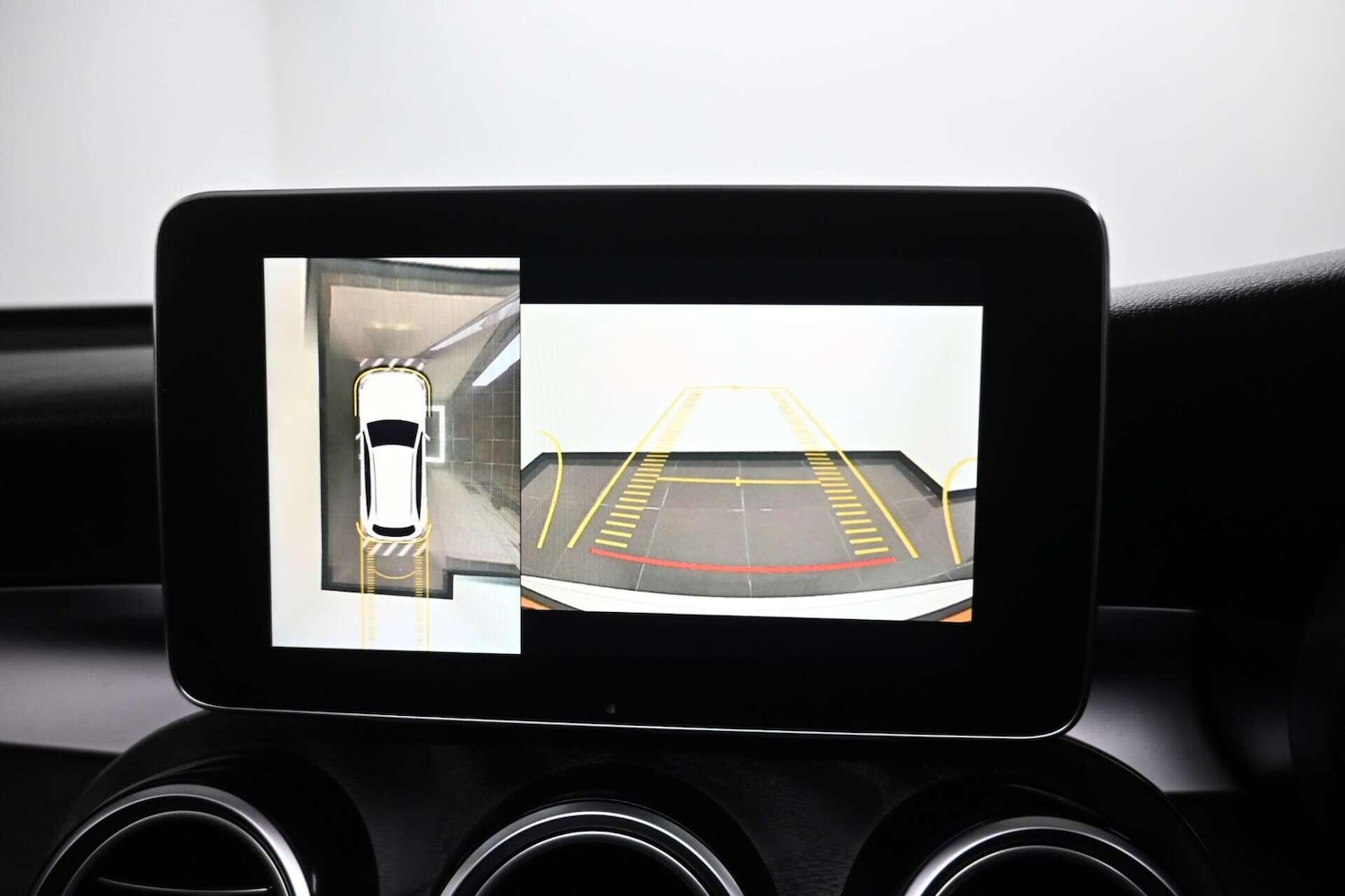 Used Mercedes-Benz GLC 2019 for sale - 77774468: Photo 24