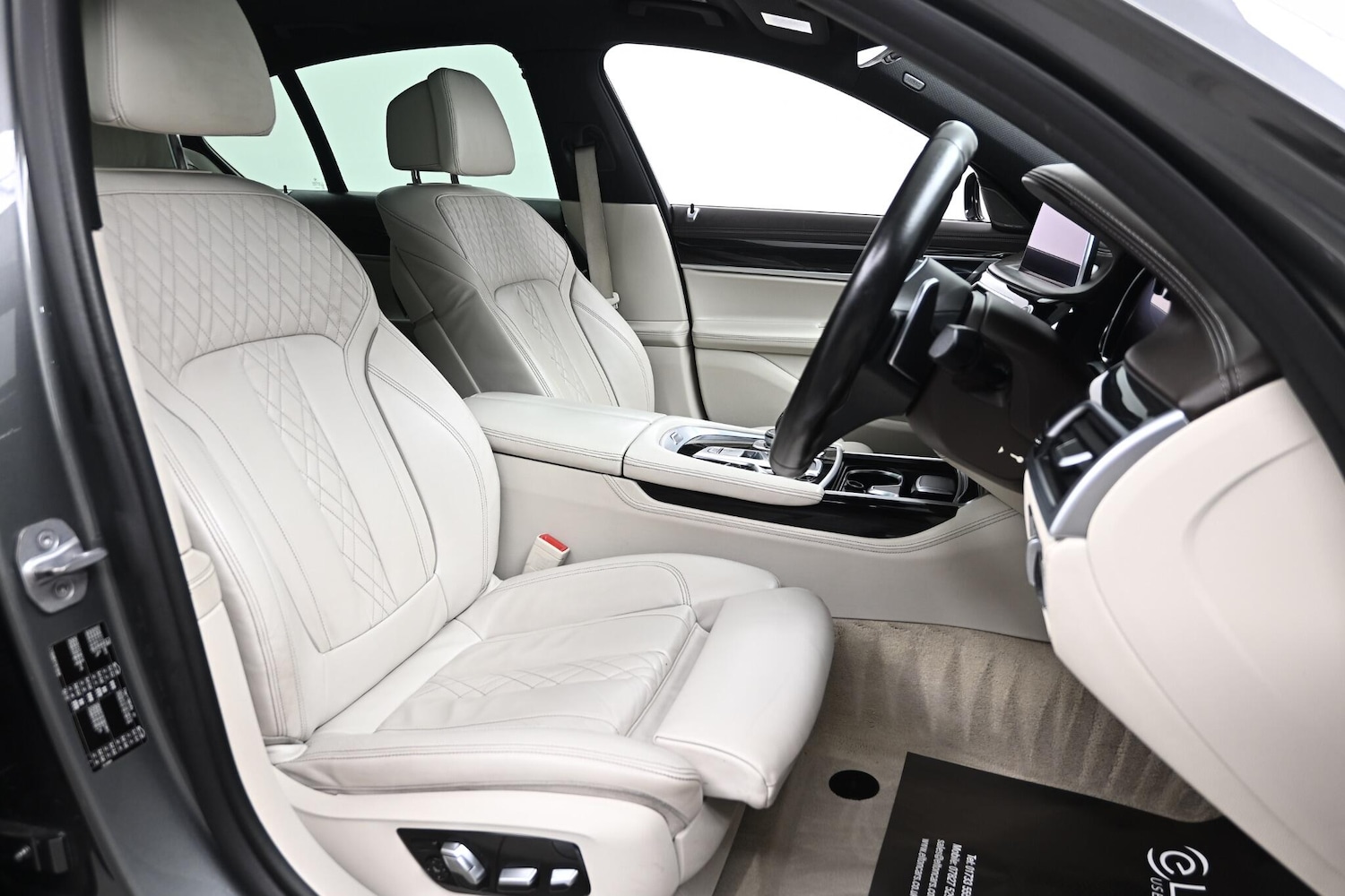 Used BMW 7 Series 2018 for sale - 76689854: Photo 31