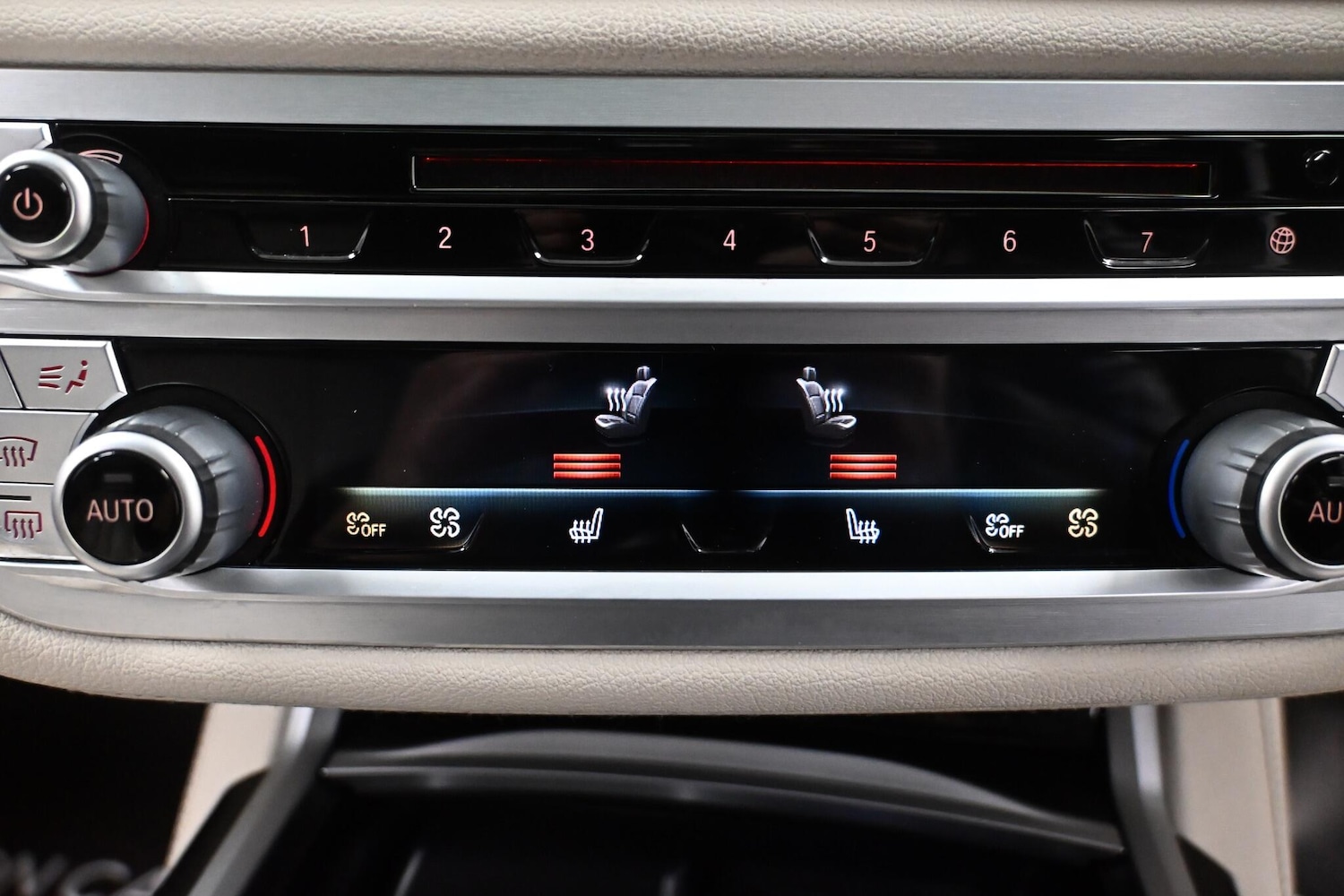 Used BMW 7 Series 2018 for sale - 76689854: Photo 38