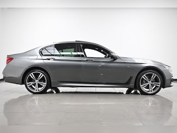Used BMW 7 Series 2018 for sale - 76689854: Photo