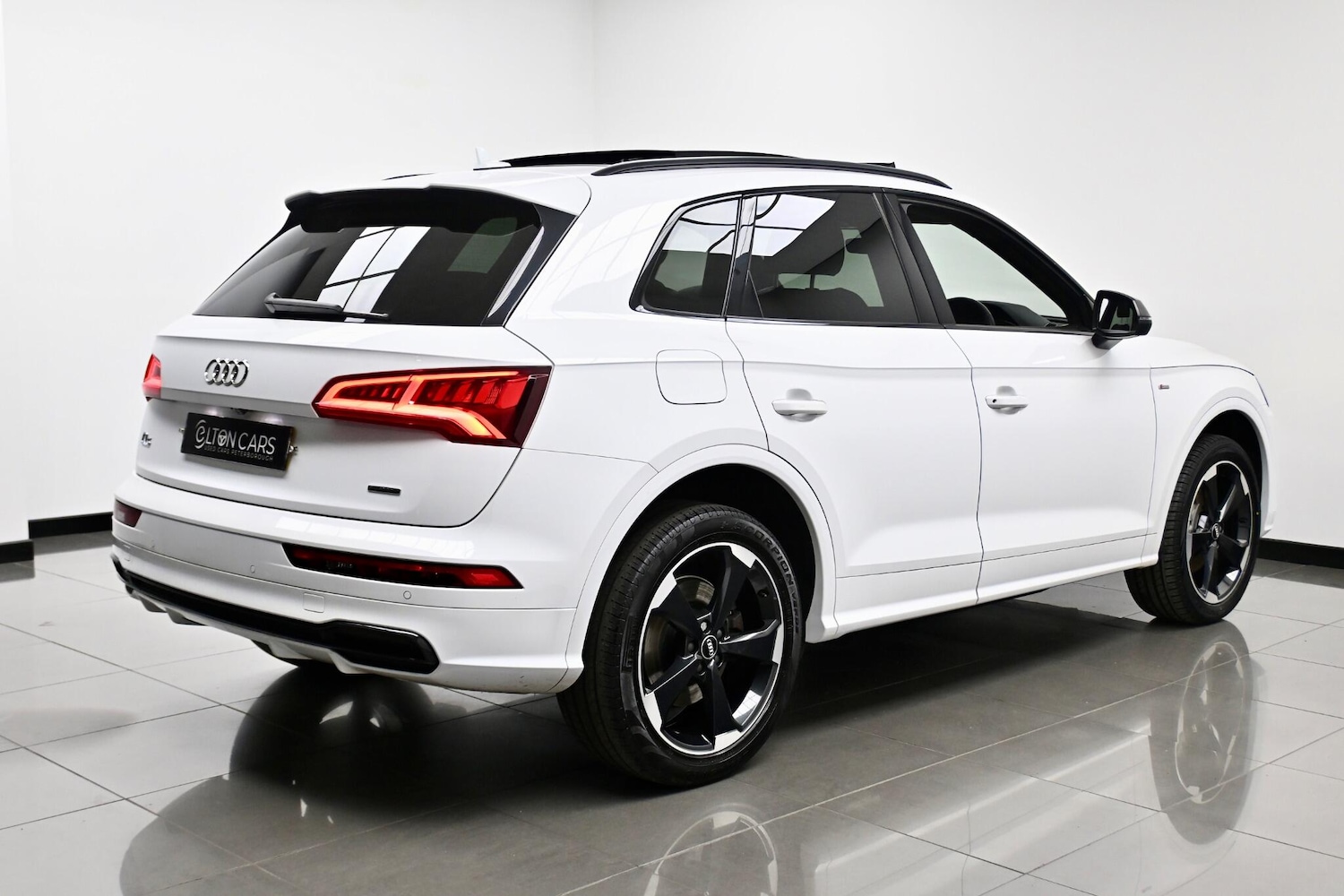 Used Audi Q5 2019 for sale - 76976402: Photo 23